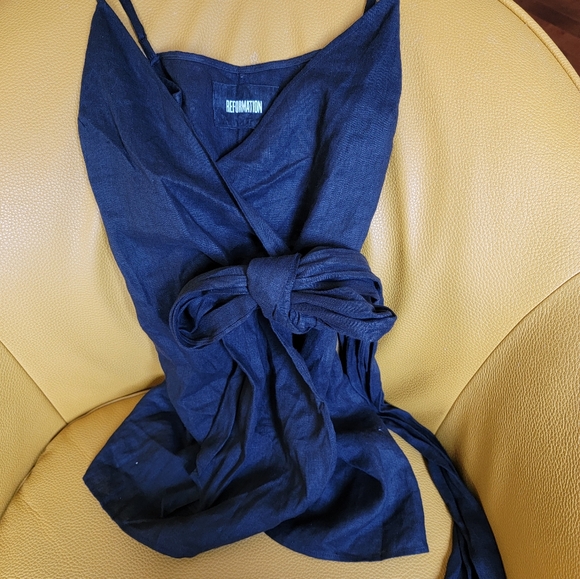 Reformation wrap dress xs - Picture 2 of 10
